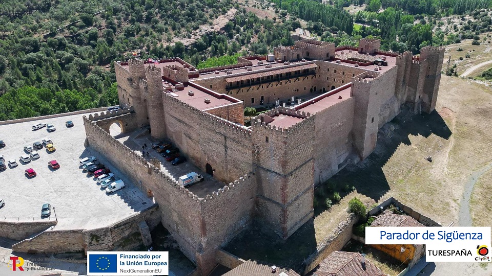Turespaña adjudica las obras de conservación de nueve paradores