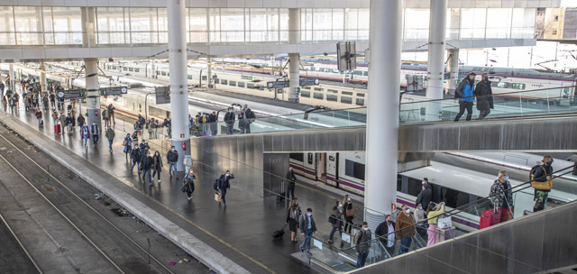 Renfe reabre la Sala Club en la Estación de Atocha en Madrid