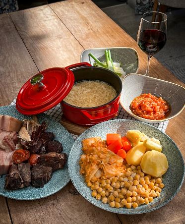 Vincci Hoteles presenta ‘La ruta del cocido’