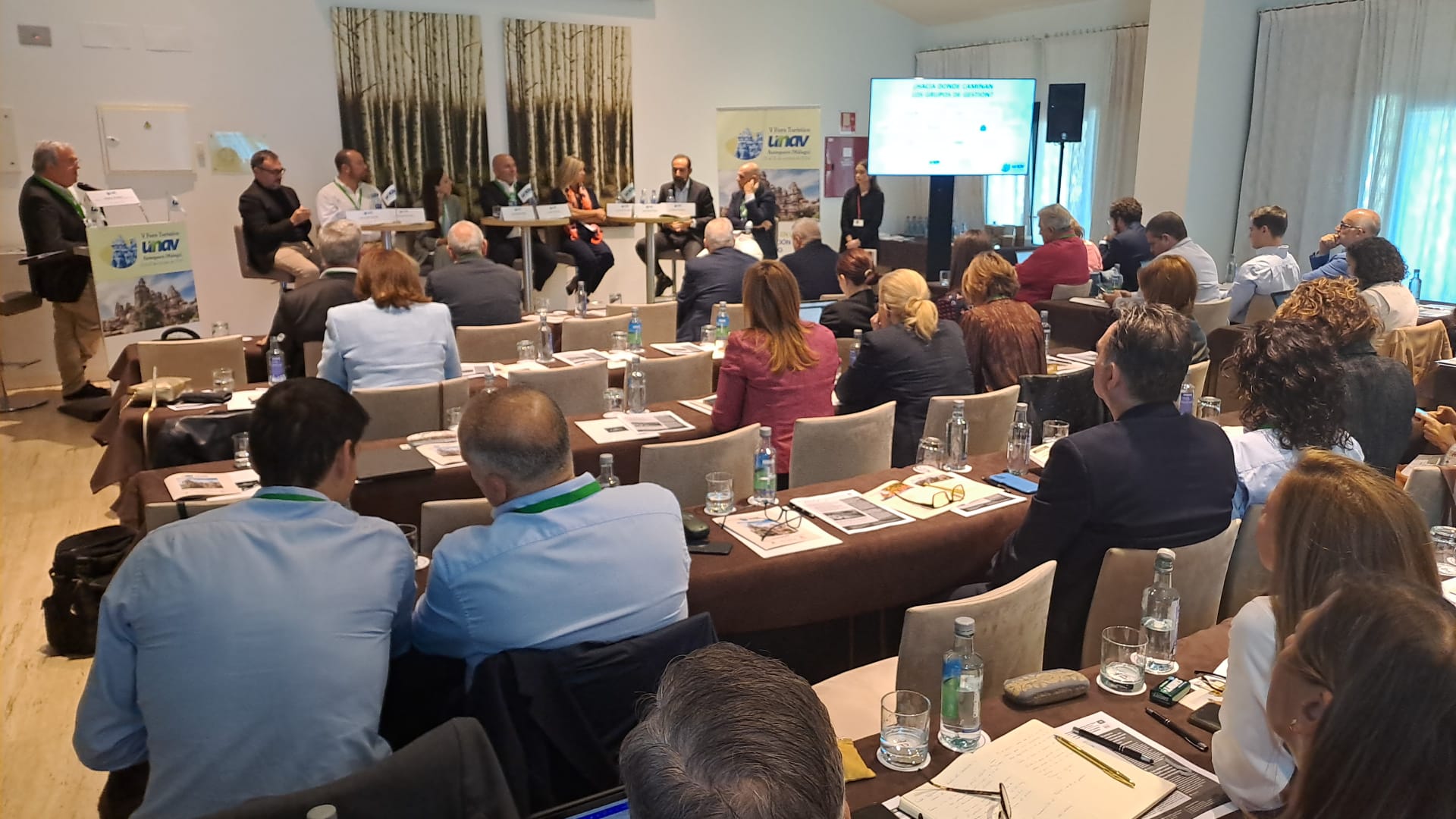 Grupos de gestión y tecnología, temas de debate en el V Foro Turístico de UNAV