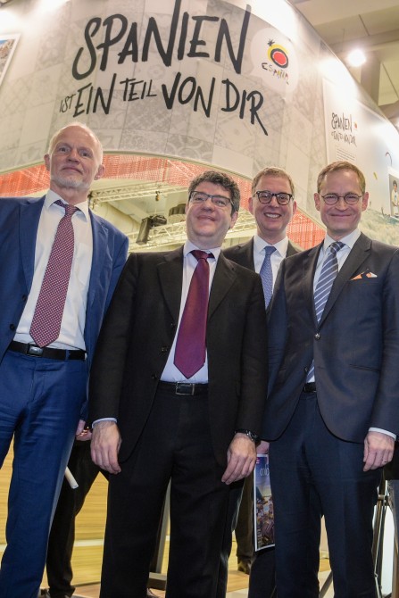 El ministro Nadal se reúne con TUI y Thomas Cook