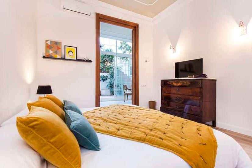 Barcelona resuelve 238 conflictos vecinales en apartamentos turísticos