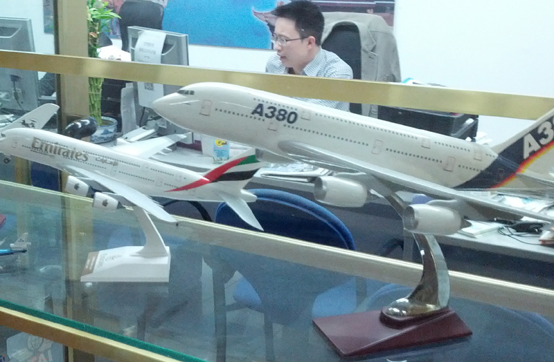 La producción aérea de las agencias sube un 8% en agosto