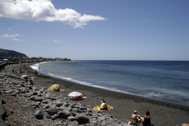 Aumentan un 7% los viajes interinsulares en Canarias
