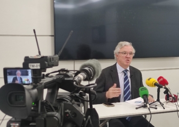 Las agencias afrontan 2023 con previsiones moderadamente optimistas