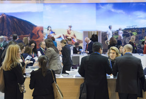 El Turismo crea empleo a base de contratos temporales y jornadas a tiempo parcial