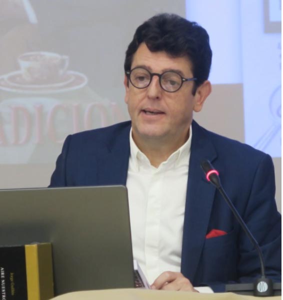 Jerez inicia sus reuniones con profesionales