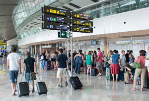 La contribución de la actividad turística al PIB español rozará el 12%