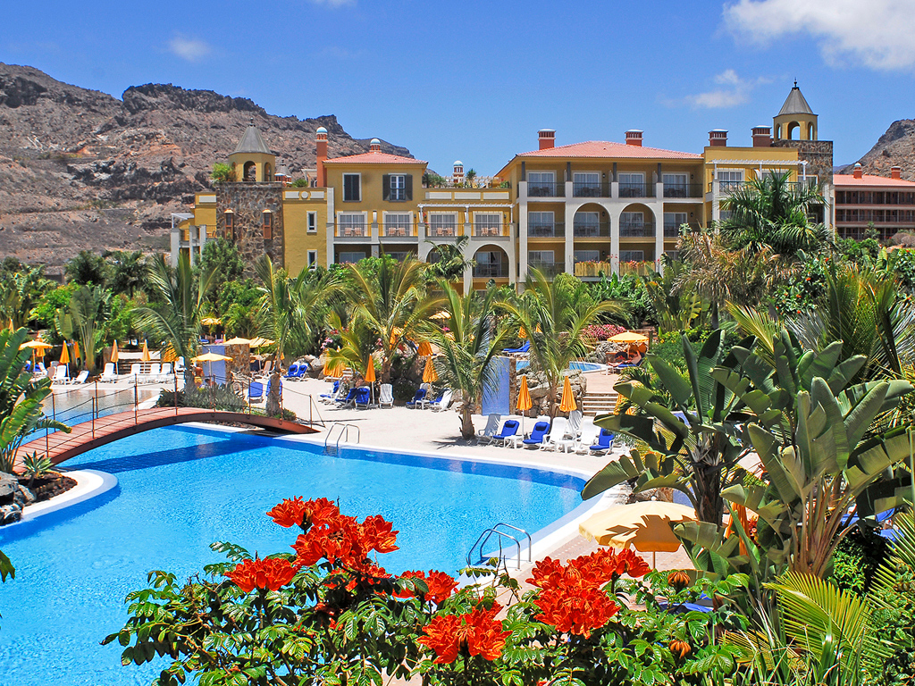 Cadenas y pymes hoteleras impulsan macroproyectos para la reactivación