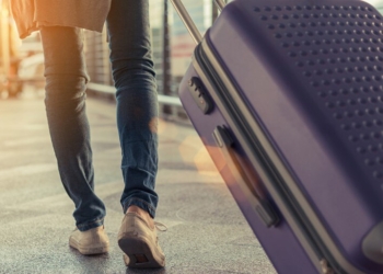 El 55% de los españoles ha reducido sus viajes por el aumento del coste de vida