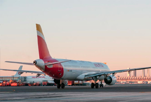 UGT cumple su amenaza y convoca huelga en Iberia