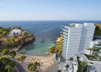 Los precios de las habitaciones en Baleares bajan casi un 6% este verano