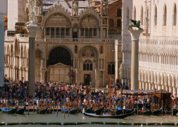 ¿Pondrán límites a la entrada de visitantes los destinos turísticos masificados?