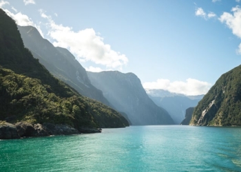 Nueva Zelanda cobrará una nueva tasa por visitar lugares populares