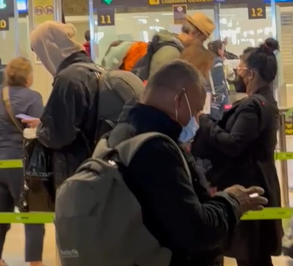 El Sector tacha de absurdo obligar al uso de la mascarilla