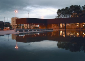 Deluz de hace con el catering del Palacio de Santander