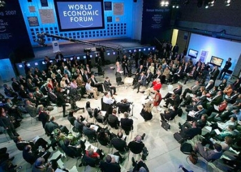 Perú gana varias candidaturas con miles de delegados