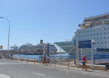 Málaga roza los 420.000 pasajeros de cruceros