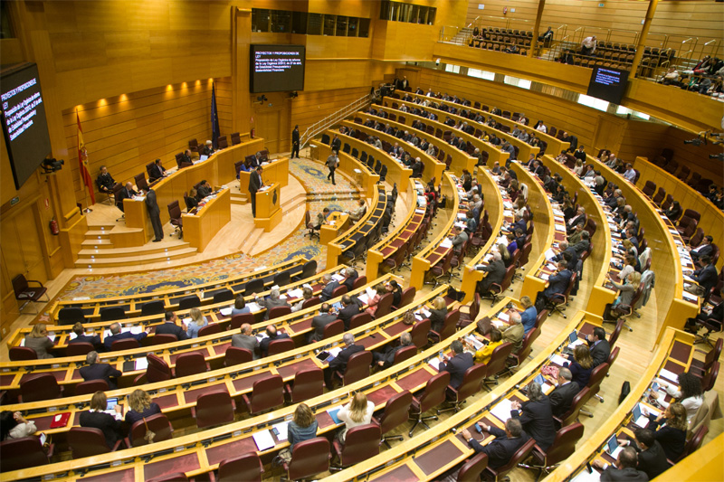 El Senado debate hoy una moción para prolongar de la suspensión del RD 933/2021