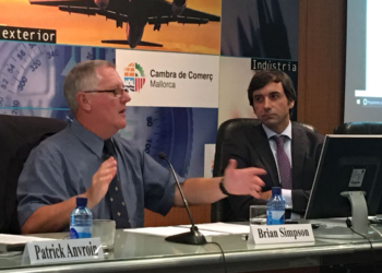 Trasmediterránea: ‘Se penaliza al barco frente al avión’